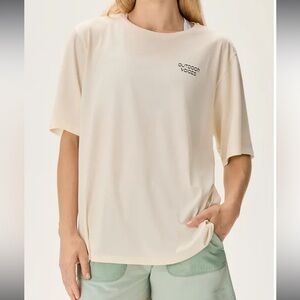 NWT OV Rocks Graphic Boxy Shortsleeve